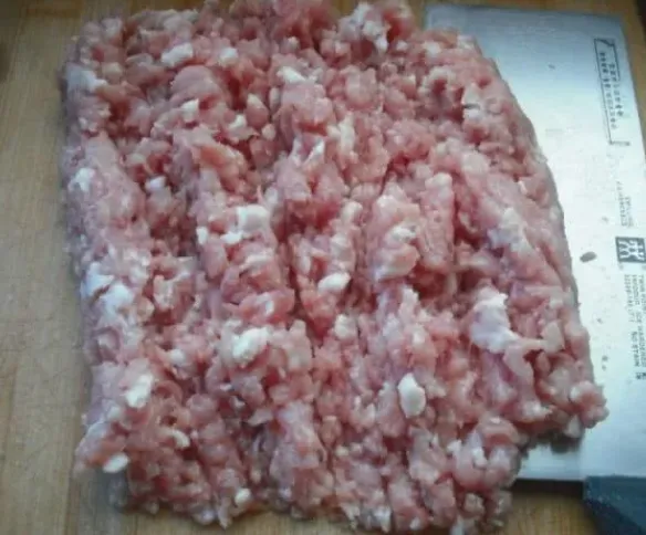 「炸丸子」菜市场“最脏”的四种菜，聪明人从来都不买，摊主：我自己都不吃