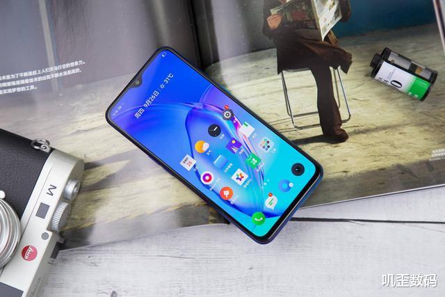 【realme X】跌至1799元，256GB+6400万四摄，网友依然无动于衷！