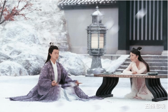 落落：4部“徒弟爱上师傅”的剧，前三部没好结果，最后竟生“龙凤胎”