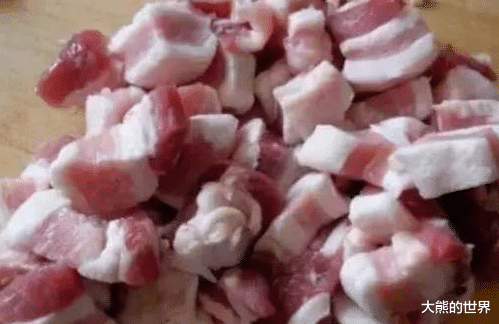 五花肉:五花肉有上五花和下五花之分, 很多人傻傻分不清,看完别再乱买