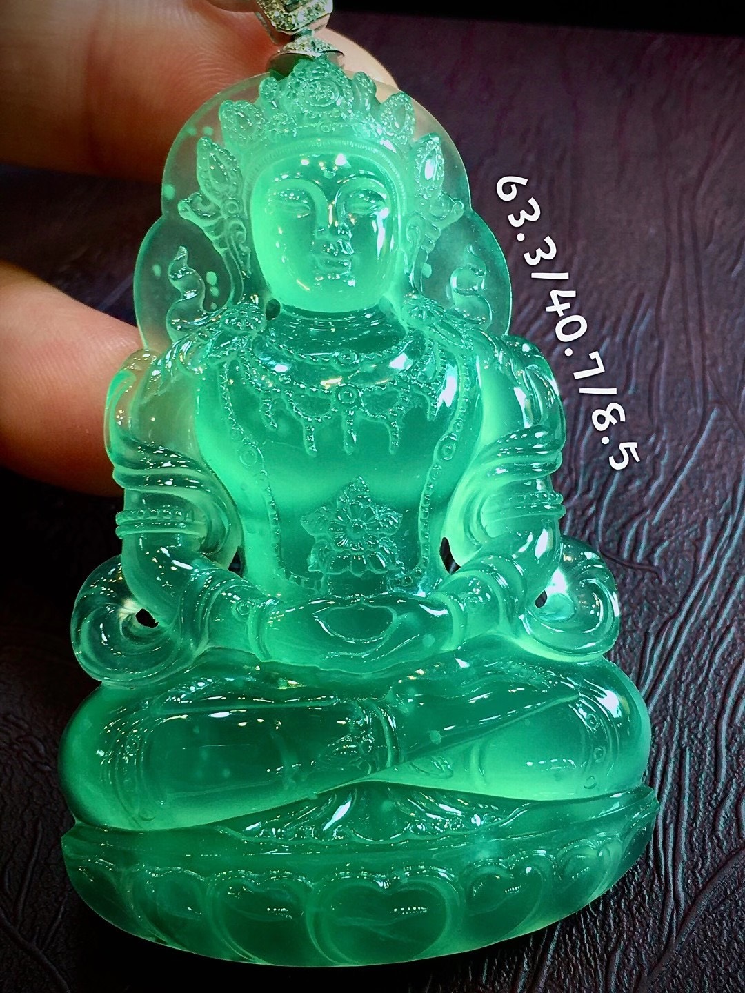 翡翠|翡翠冰晴木那度母\uD83C\uDF39\uD83C\uDF39完美厚壮,靓丽品相!