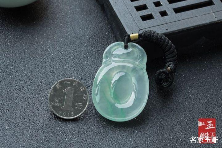 翡翠|冰糯种翡翠属于什么档次？冰糯种翡翠值钱吗？