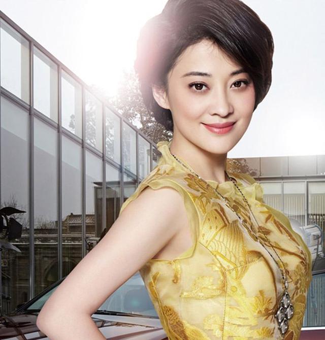 梅婷|与前夫结婚7年没生孩子，二婚后立马生了俩，45岁被丈夫宠上天