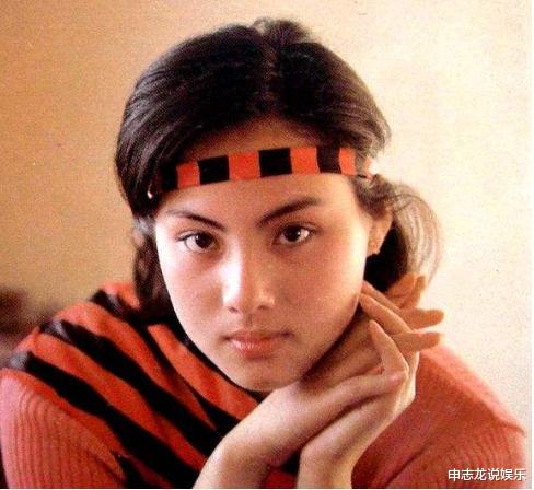 罗烈：25年前乐韵坠楼身亡，你以为是情变惹祸，其实背后暗藏“阴谋”