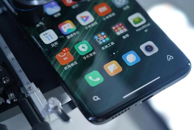 小米科技|上手小米10年的「至尊机」！售价5299，这超大杯分量十足