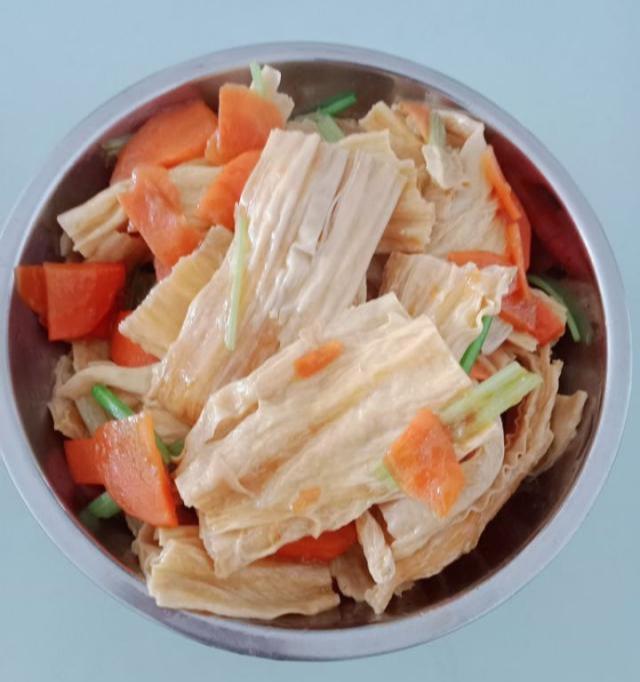 「乙肝」天然“黄体酮”终被发现，成本不到3块钱，女人常吃皮肤好显年轻