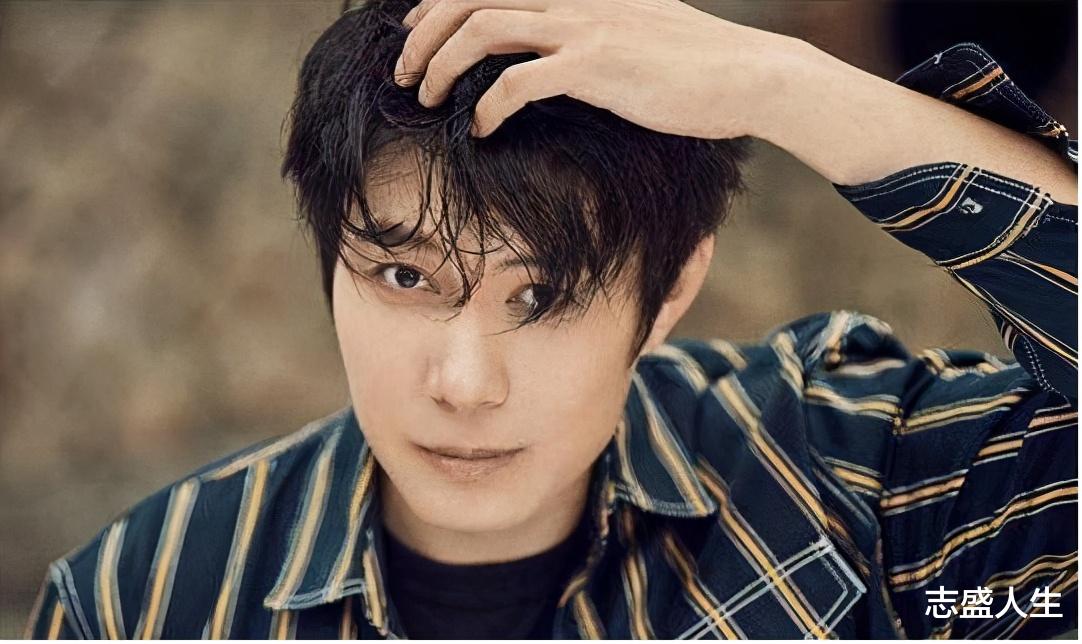 周星驰|本是“京城公子哥”，却情愿为沈腾做配十多年，今翻身成影帝