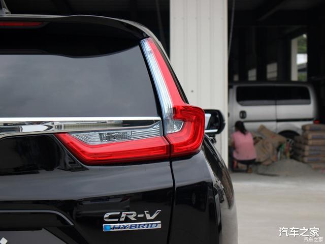 本田CRV|百公里油耗仅5L，SUV买它准没错，中配家用正合适