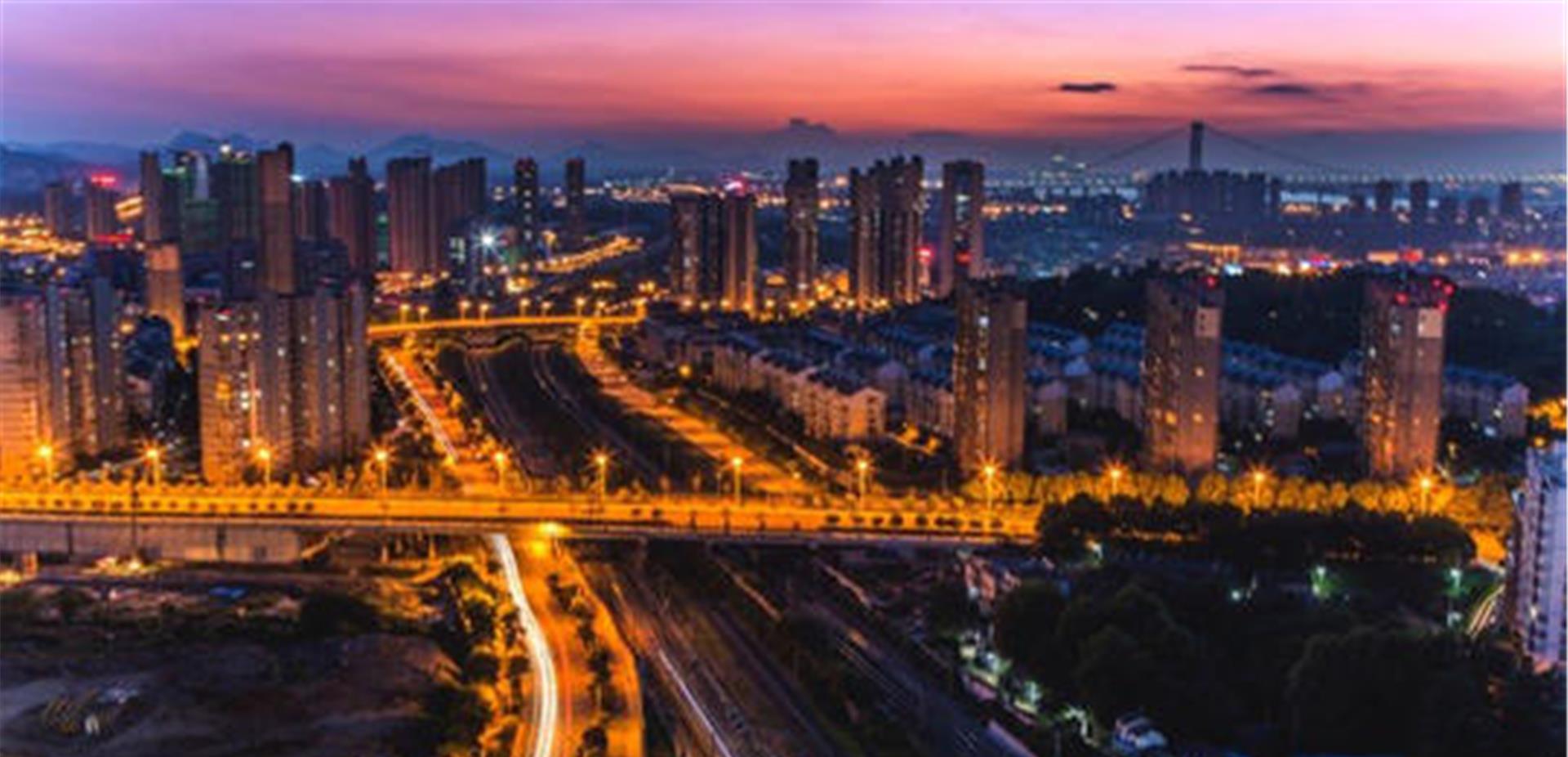 小鱼二胡 江苏一市曾是省会，后遭降级，现在开始崛起，未来发展值得期待