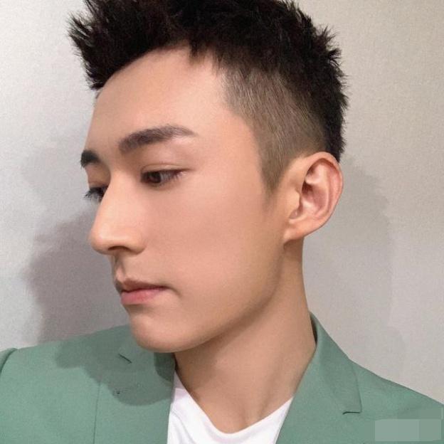 琉璃|《琉璃》里的他演了9年配角,没有男主命,却偏偏有男主“病”