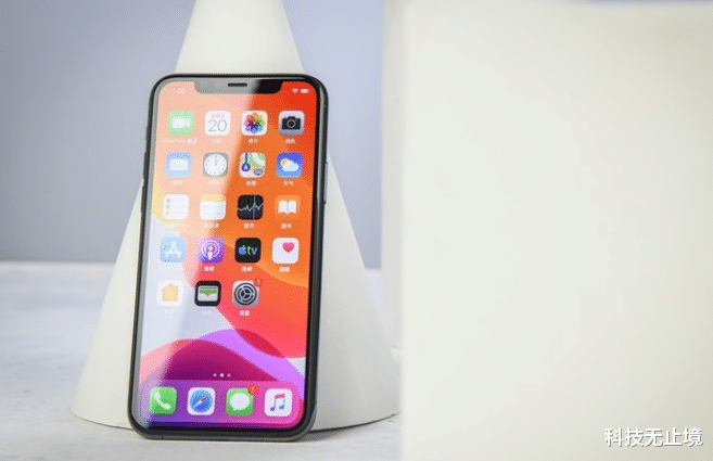 华为|11月份要来了,买手机不要盲目跟风,目前这4款手机最值得买!