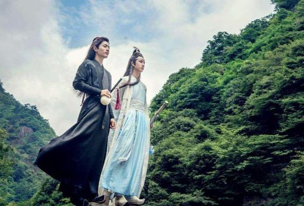 香蜜沉沉烬如霜：“第一眼不好看，后面熬夜追”的4部剧，不要告诉我，你一部都没看！