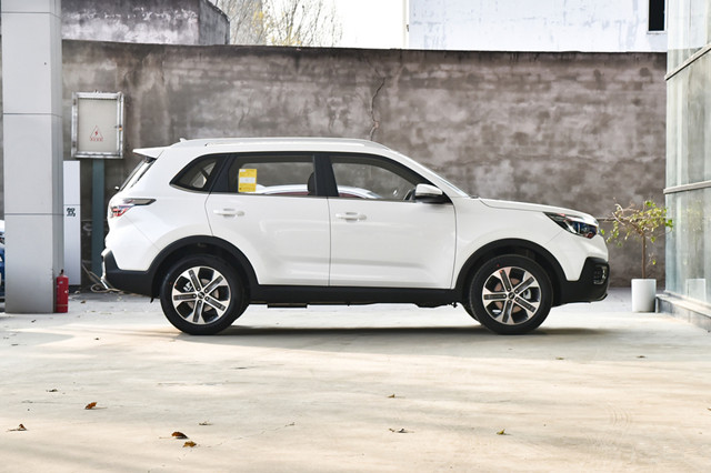 【大众途观】顶配才14万！合资“价格屠夫”气场超途观，全独悬+CVT油耗5.4L