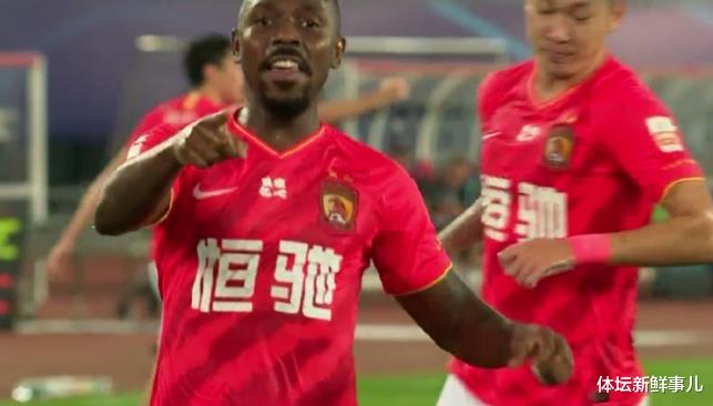 广州恒大|耻辱！广州恒大2-2大连人，董路曝内情，卡帅遭炮轰，谁注意艾克森举动