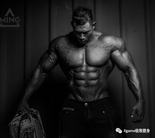 鹿晨辉|一组硬照告诉你，“中国第一围度”到底有多牛！