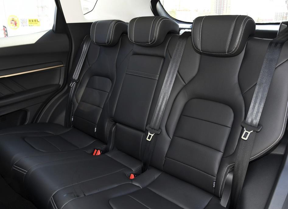 哈弗H6：开过宝骏560后，再换哈弗H6，车主：开过之后差距一目了然！