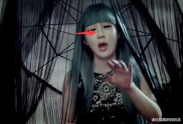 朴春■朴春的脸上热搜，硅胶感十足鼻子像插座，整容上瘾还是药物导致？