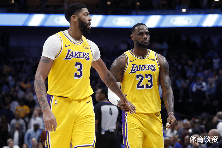勒布朗·詹姆斯|24+7+8，又是联盟第一！戴维斯你被骗了，这分明是29岁的詹姆斯
