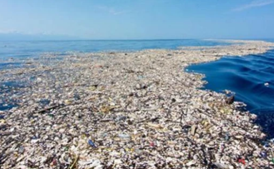 []中国卫星发现“新大陆”，面积是日本的3倍，正加速向我国靠拢