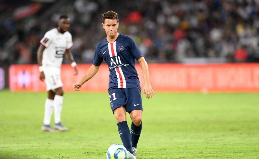 【埃雷拉】生涯末期转投巴黎，他能否焕发第二春？主帅：他会给我们帮助