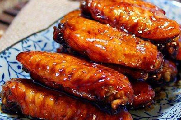 胃癌■停止吃这三种食物，致癌率严重过高，常吃离胃癌会越来越近