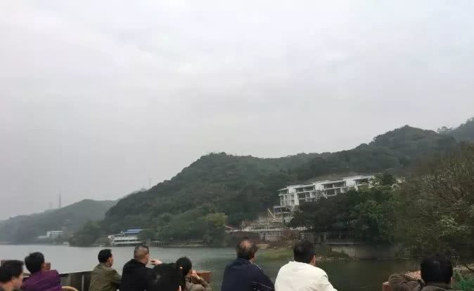 天河黄埔交界的6亿别墅群违建：27栋豪宅开拆，颐和地产今夜无眠