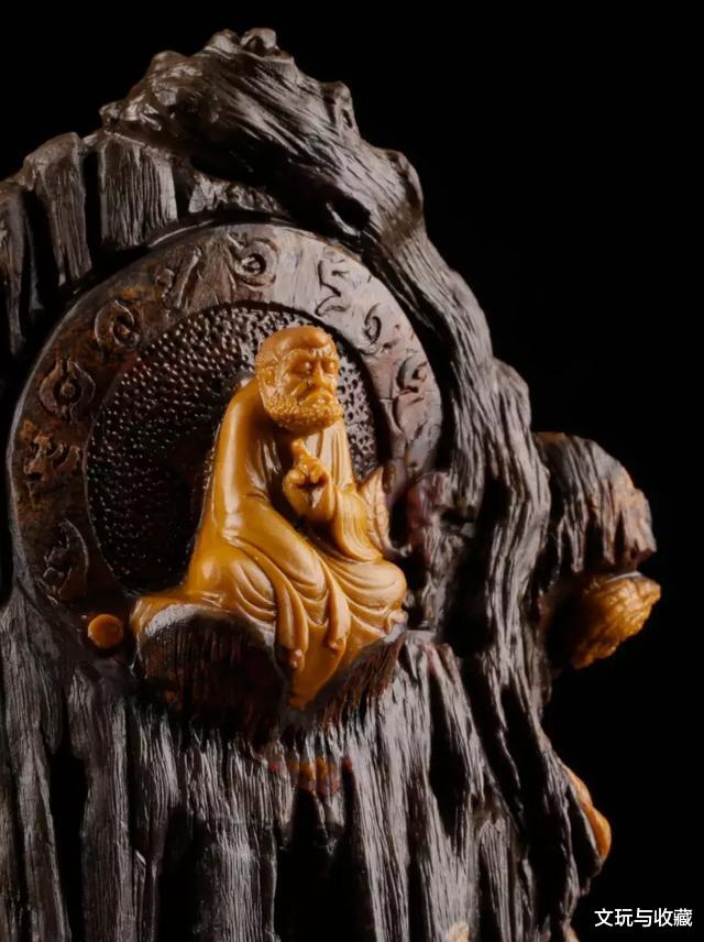 ▲江苏第四届玉石文化节上,来自全国各地的大师之作,一饱眼福