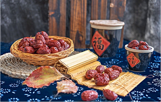 别再为月经量少而苦恼了，妇科教授分享3妙方，轻松排出污血！