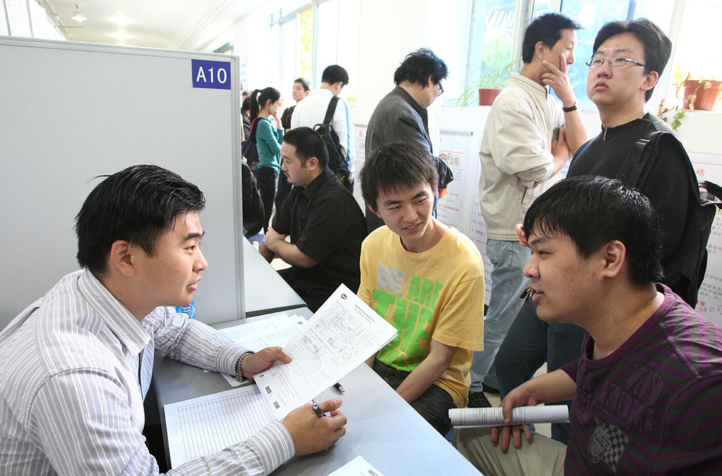 软件工程|考上民办二本，学费28000元，值不值得？老师：若是这4个专业就庆祝吧