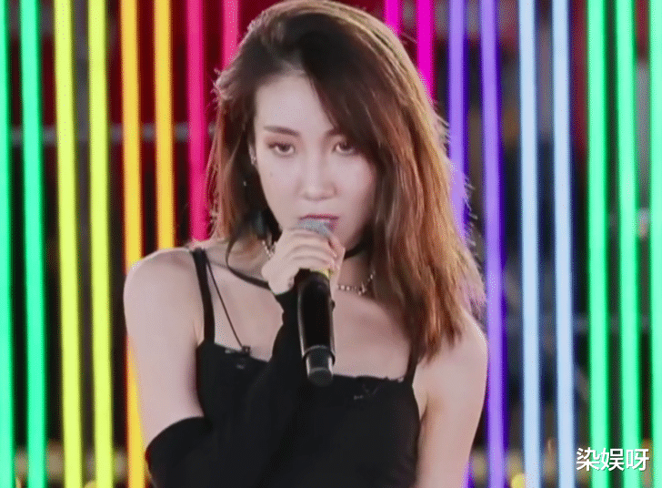 原创■《青2》有多抠？为省版权费联欢会让选手唱原创歌曲，乃万最吃亏