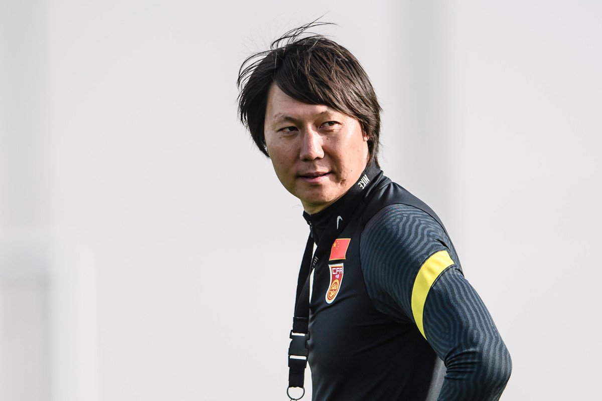 【国足】李铁麾下3名10号型中场，谁才是国足真正核心？球衣号码给出答案