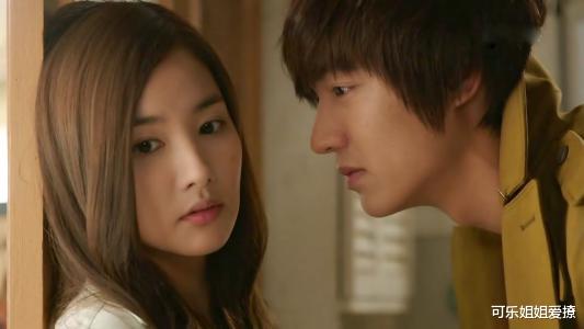 整容|因整容走上颜值巅峰，14年却不见手术后遗症，如今美成整容模板