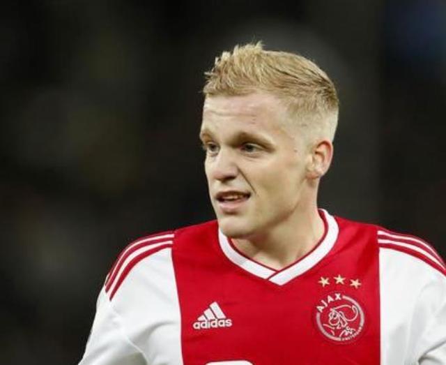 曼联|终于来了!官宣:23岁世界巨星空降曼联,总价7380万欧元