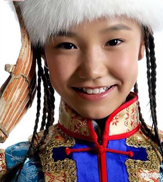 「吉祥三宝」吉祥三宝：爸爸去世，妈妈退隐，扮演小女儿的英格玛现状如何？