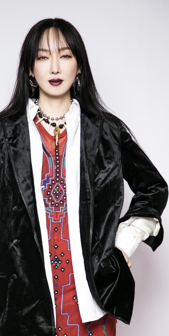 【周深】周深太忙了！最近大火的影视剧主题曲都有他的参与，歌迷们有福了