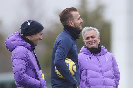 『章泽天』头牌今夏离队？穆里尼奥回击：他是非卖品！热刺可以匹配凯恩的野心