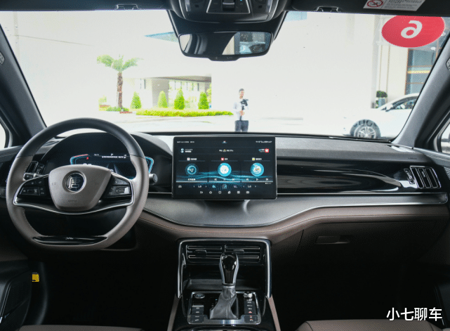 比亚迪唐|比亚迪新款大7座SUV上市，外观内饰都很帅气，无奈就是火不起来