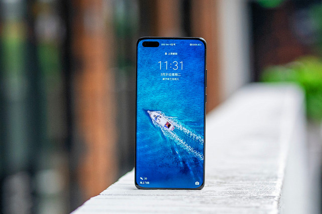 小米科技|预算6000左右，华为P40Pro和小米10至尊版，选择纠结了！