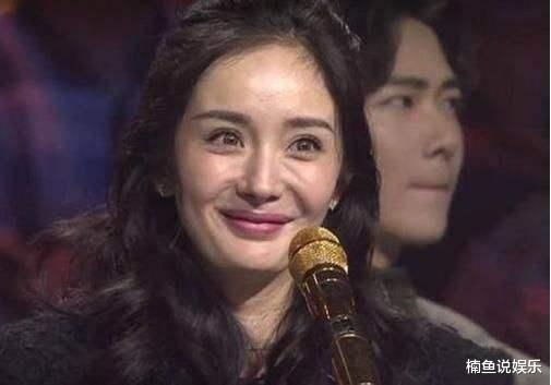 【修图】抛开修图之后,带妆上阵的女明星皮肤有多差,董洁也老了