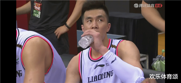 辽宁男篮▲空篮不进！最后2分钟遭弃用，辽宁最大毒瘤出现了，郭士强想哭就哭吧