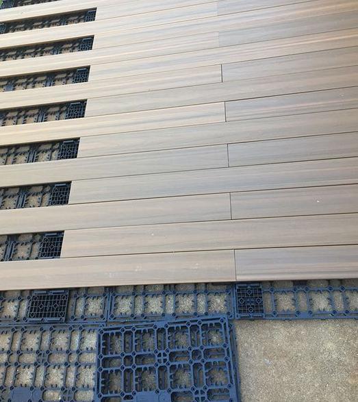 [地板]要都像国外这样铺地板，水泥地加上塑料托盘，国内做工人都得下岗