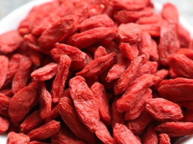 「枸杞」泡枸杞时，不能放“此物”，否则小心“引病上身”！