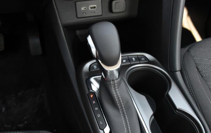 『昂科拉』开完哈弗H7,再开别克昂科拉GX,谁级别高?车主说了驾驶体会