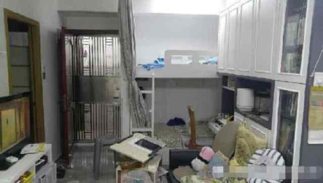 |? 4口人住香港30平房子,虽然价值百万,室内装修尽显“简陋”!