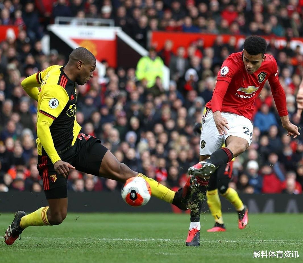 「曼联」挖角曼联!皇马选定C罗接班人,银河战舰或签索帅爱将!