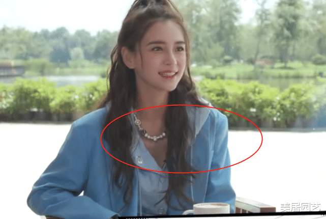 美甲|有种“讲究”叫baby，全身上下都要一个色系，看清美甲颜色：懵了