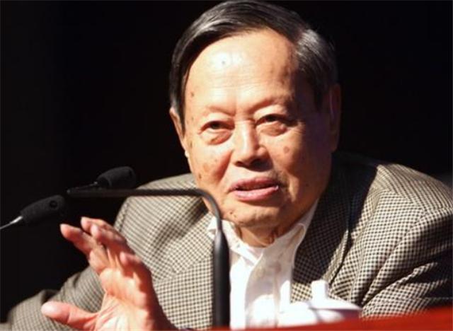 物理学家|杨振宁的传奇人生：82岁迎娶24岁娇妻，和前妻的3个儿女都成栋梁