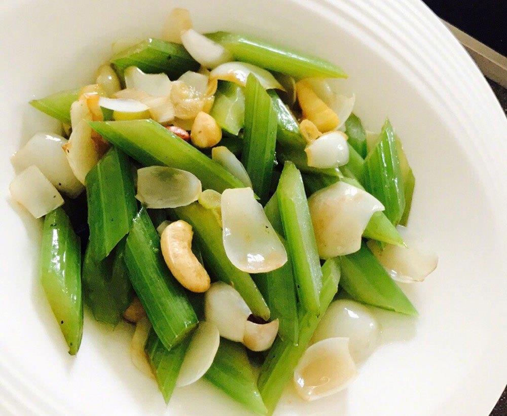 佟丽娅|佟丽娅最胖时只有85斤，分享5个饮食习惯，坦言不用挨饿也能瘦