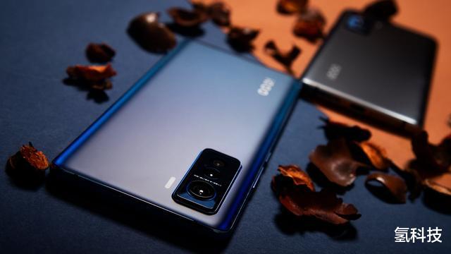 |前两名抢眼！旗舰机性能排行榜TOP 10，你的手机上榜了吗？