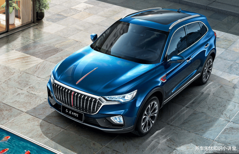 红旗hs5|外观大气，内饰豪华的红旗HS5，月薪多少才能养得起呢？